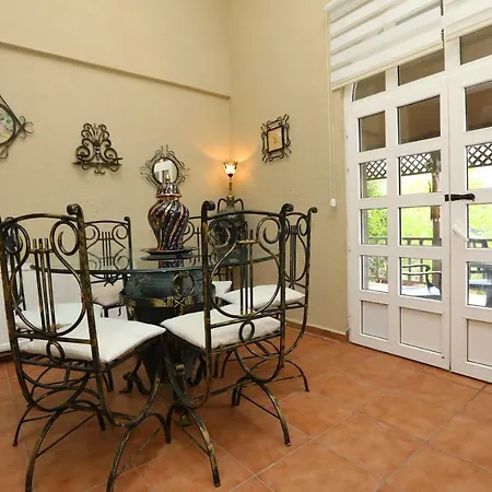 Serene House Surrounded By Nature In Beykoz Σπίτι διακοπών *